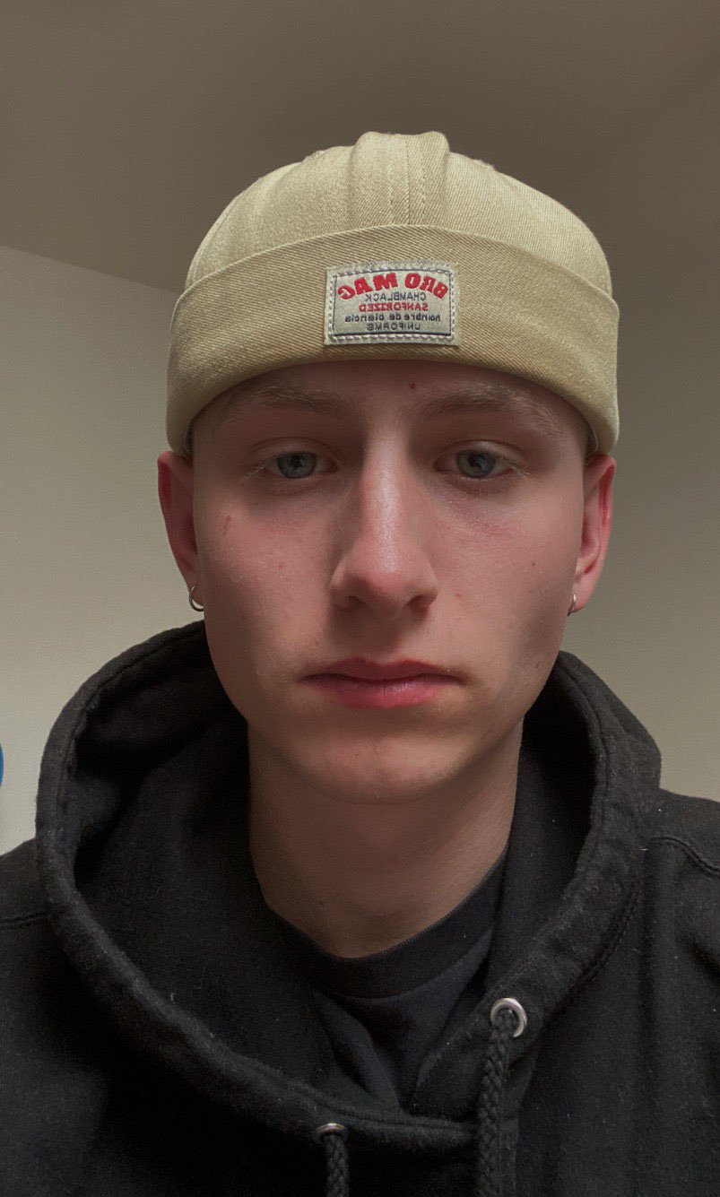 Radek Drahovzal — stylista